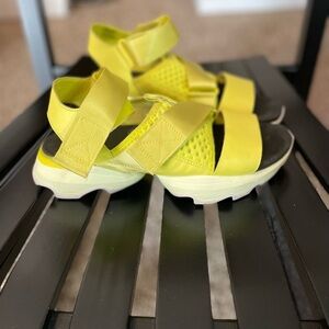 Sorel Yellow Sandals Bold Summer Style
